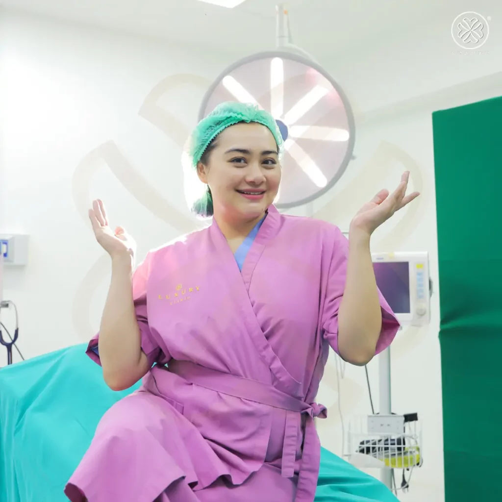 รีวิวเสริมจมูก by ทิลี่