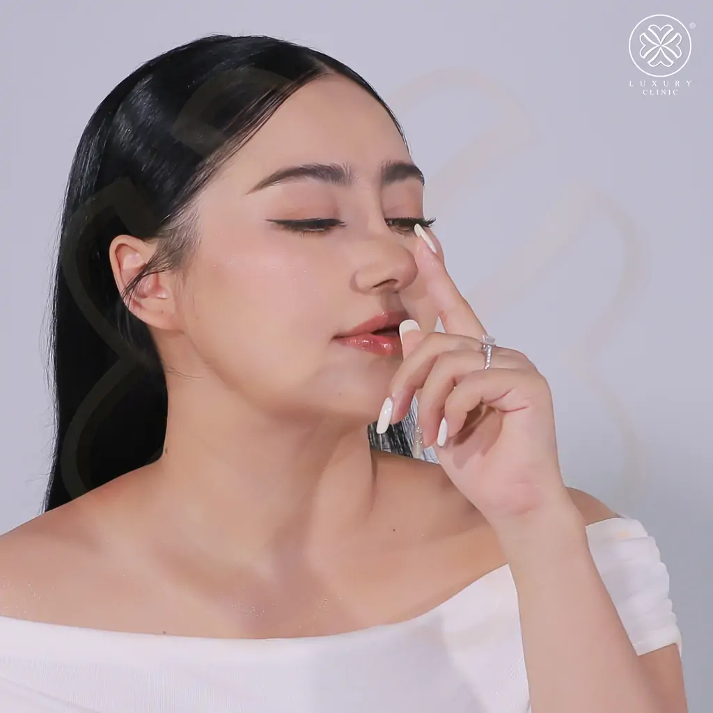 รีวิวเสริมจมูก by ทิลี่